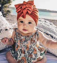 Trend Children Cotton Bow Hat Centipede Kont Hats for Baby Girl Chapeau Solid Bowknot Headwrap Bebes Beanie Caps Indian Warm Hat
Trend Children Cotton Bow Hat Centipede Kont Hats for Baby Girl Chapeau Solid Bowknot Headwrap Bebes Beanie Caps Indian Warm Hat