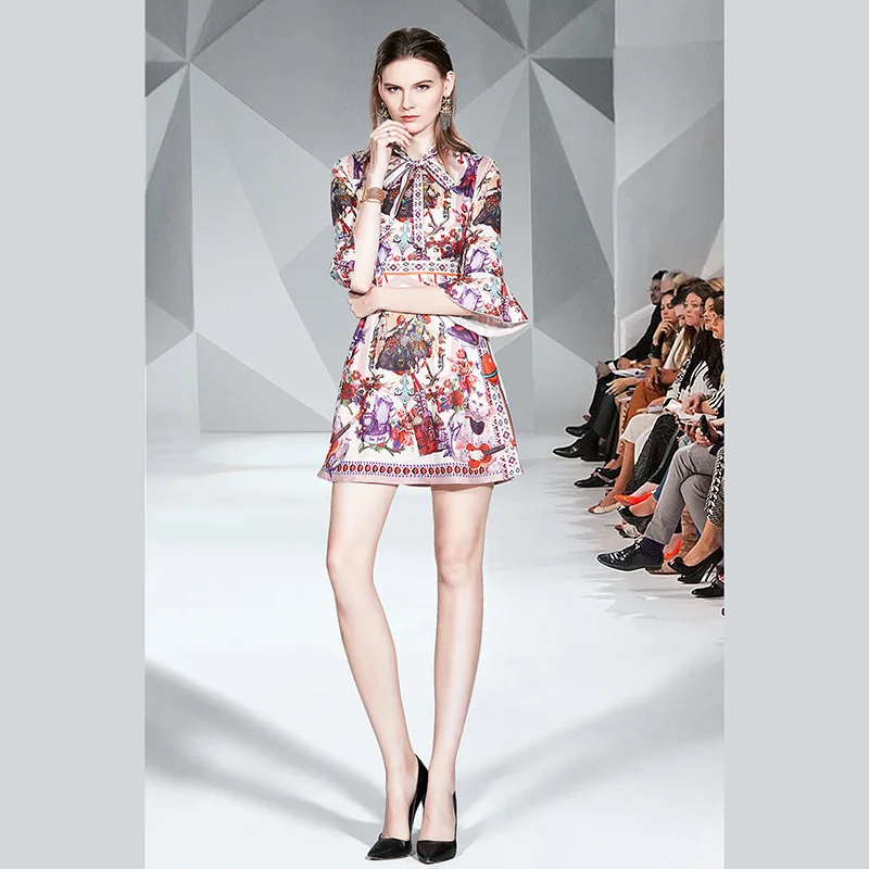 2019 Models in Europe And America Women's Palace Style French Vintage Printed Bell Sleeve High-waisted Elegant A- line Skirt Dre
2019 Models in Europe And America Women's Palace Style French Vintage Printed Bell Sleeve High-waisted Elegant A- line Skirt Dre