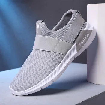 Sneakers Men Running Shoes Four Seasons Mesh Soft-soled Footwear Lightweight Platform Students Shock-absorbing Walking Shoes 
Sneakers Men Running Shoes Four Seasons Mesh Soft-soled Footwear Lightweight Platform Students Shock-absorbing Walking Shoes