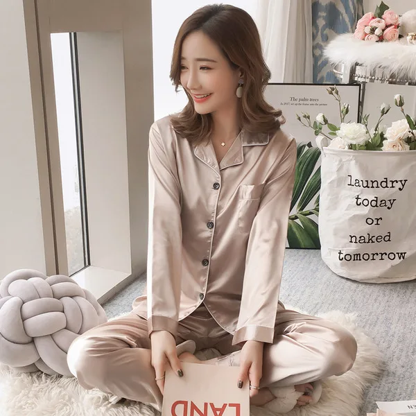 Today Will Grab Send Sell Blood Seckilling Two-Piece Set INS-Style Sweet Cardigan Silk Pajamas Tracksuit
Today Will Grab Send Sell Blood Seckilling Two-Piece Set INS-Style Sweet Cardigan Silk Pajamas Tracksuit