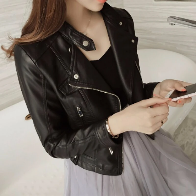Fashionable Women PU Leather Jacket Long-sleeved Zipper Women's Short PU Jacket Jacket Slim Wild Spring Autumn Women Jacket X324
Fashionable Women PU Leather Jacket Long-sleeved Zipper Women's Short PU Jacket Jacket Slim Wild Spring Autumn Women Jacket X324