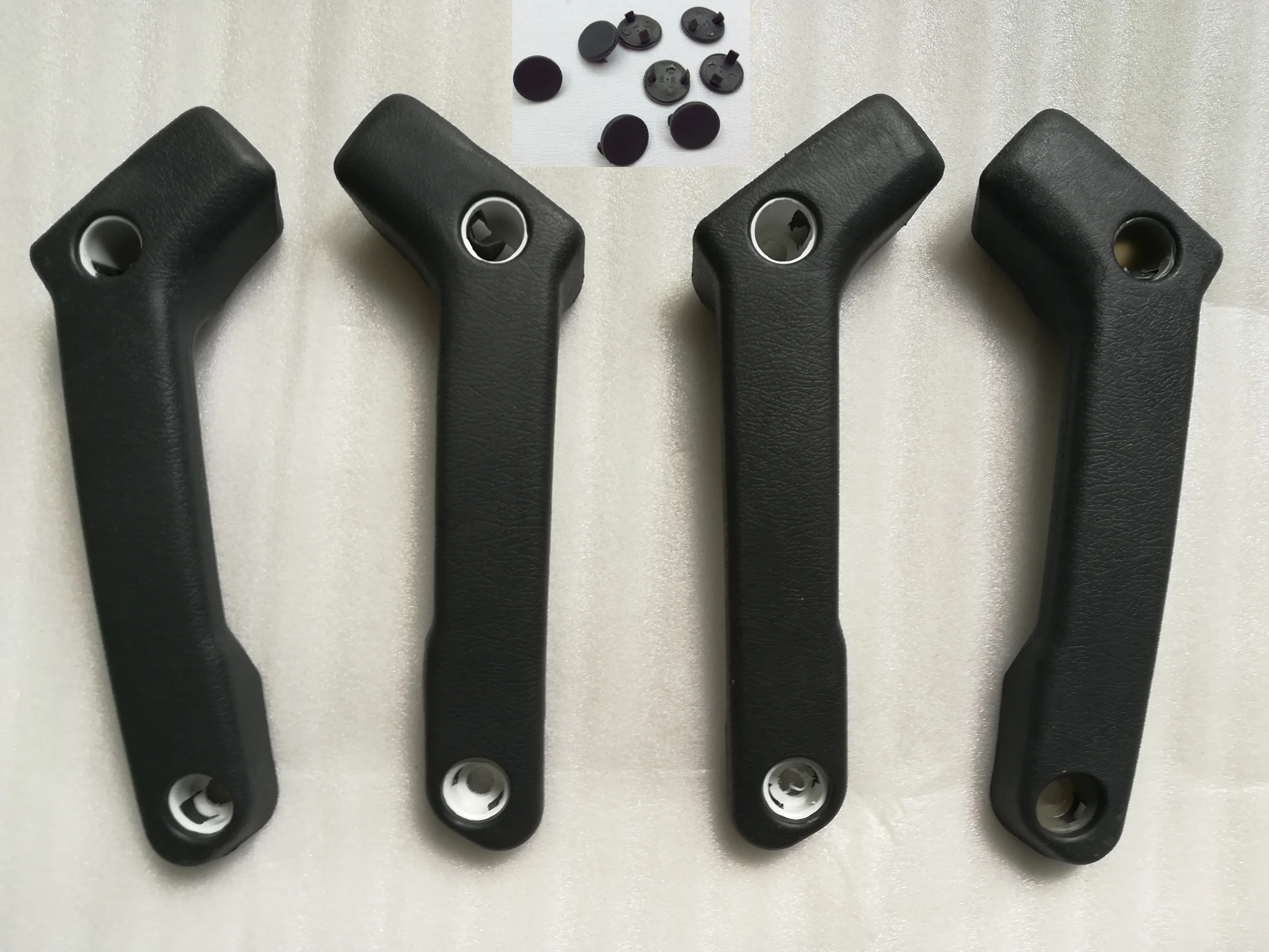 Auto Inner Door Handle Inside Door Handlebar Door Grab Handle handrail For Mitsubishi Pajero Montero Shogun MB777721 MB777723
Auto Inner Door Handle Inside Door Handlebar Door Grab Handle handrail For Mitsubishi Pajero Montero Shogun MB777721 MB777723