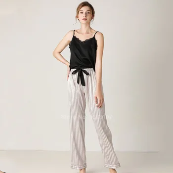 Suspenders Tank Top Trousers Pajamas Set for Women Silk Lace Sexy Female Sleepwear Loose Style Summer Comfy Loungewear
Suspenders Tank Top Trousers Pajamas Set for Women Silk Lace Sexy Female Sleepwear Loose Style Summer Comfy Loungewear