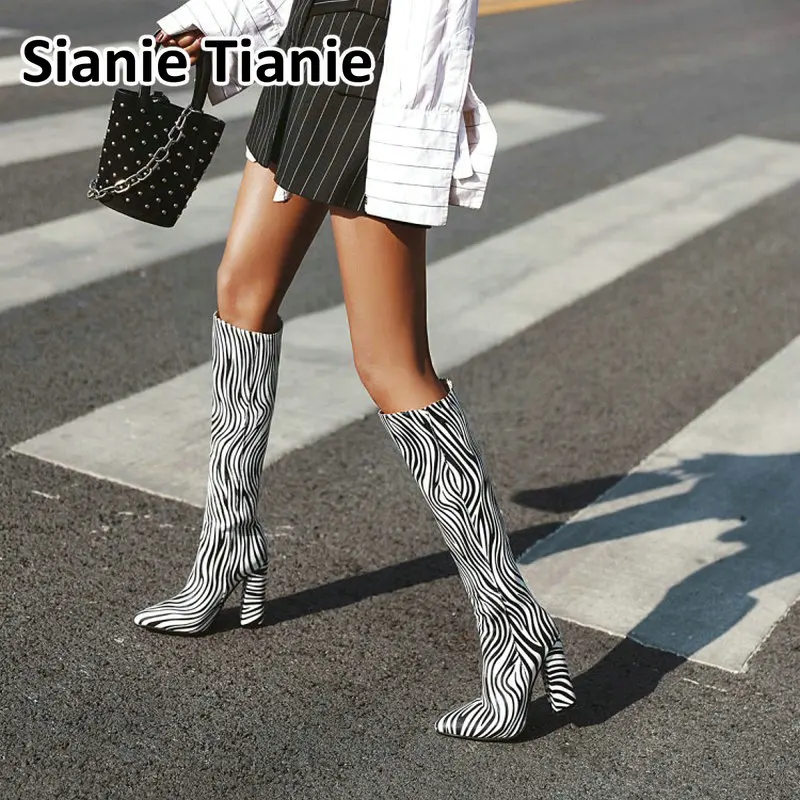 Sianie Tianie 2020 winter autumn sexy european woman boots pointed to block high heels zebra skin print women knee high boots
Sianie Tianie 2020 winter autumn sexy european woman boots pointed to block high heels zebra skin print women knee high boots
