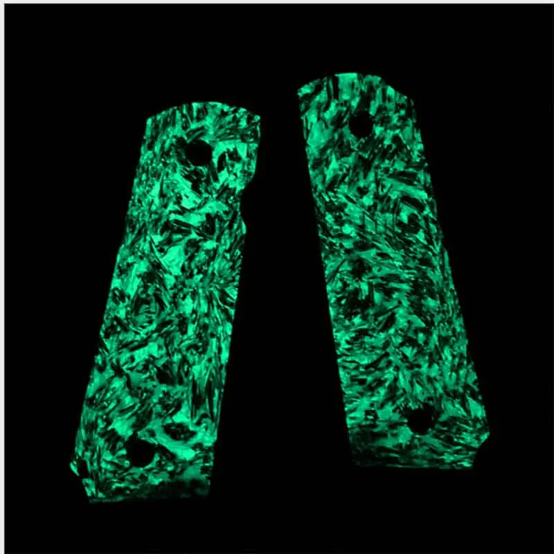 Totrait Marbled CF Glow Carbon fiber 1911 Grips Accessories CNC production of high quality
Totrait Marbled CF Glow Carbon fiber 1911 Grips Accessories CNC production of high quality