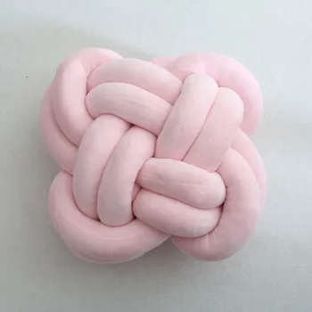 Creative Knot Ball Pillow Decorative Cushion For Sofa Kids Room Decor Baby Photography Props Nordic Style Back Cushions
Creative Knot Ball Pillow Decorative Cushion For Sofa Kids Room Decor Baby Photography Props Nordic Style Back Cushions