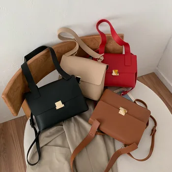 2020 new fashion ladies simple solid color hand ladle shoulder slung ladies casual single shoulder diagonal bag.
2020 new fashion ladies simple solid color hand ladle shoulder slung ladies casual single shoulder diagonal bag.
