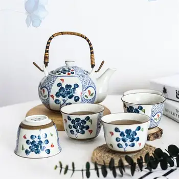 Portable Teapot Tea Cups Set Exquisite Kettle Ceramics Teapot Creative Water Jar Set Teaware with 5pcs Cups
Portable Teapot Tea Cups Set Exquisite Kettle Ceramics Teapot Creative Water Jar Set Teaware with 5pcs Cups