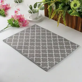 Thickened Daily Non-slip Placemat Heat Insulation Placemat Dish Drying Mat Tableware Kitchen Silicone Waterproof Anti-skidding
Thickened Daily Non-slip Placemat Heat Insulation Placemat Dish Drying Mat Tableware Kitchen Silicone Waterproof Anti-skidding