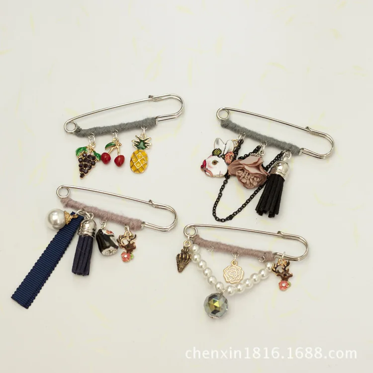 South Korea Boutique Accessories Color Mixture Multi--into Brooch Clothing Sweater Hoodie Collocation Xz040 
South Korea Boutique Accessories Color Mixture Multi--into Brooch Clothing Sweater Hoodie Collocation Xz040