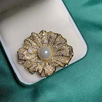 New thick gold-plated fashionable Lotus Leaf Flower Pearl Brooch female high-grade Brooch Pin Brooch
New thick gold-plated fashionable Lotus Leaf Flower Pearl Brooch female high-grade Brooch Pin Brooch