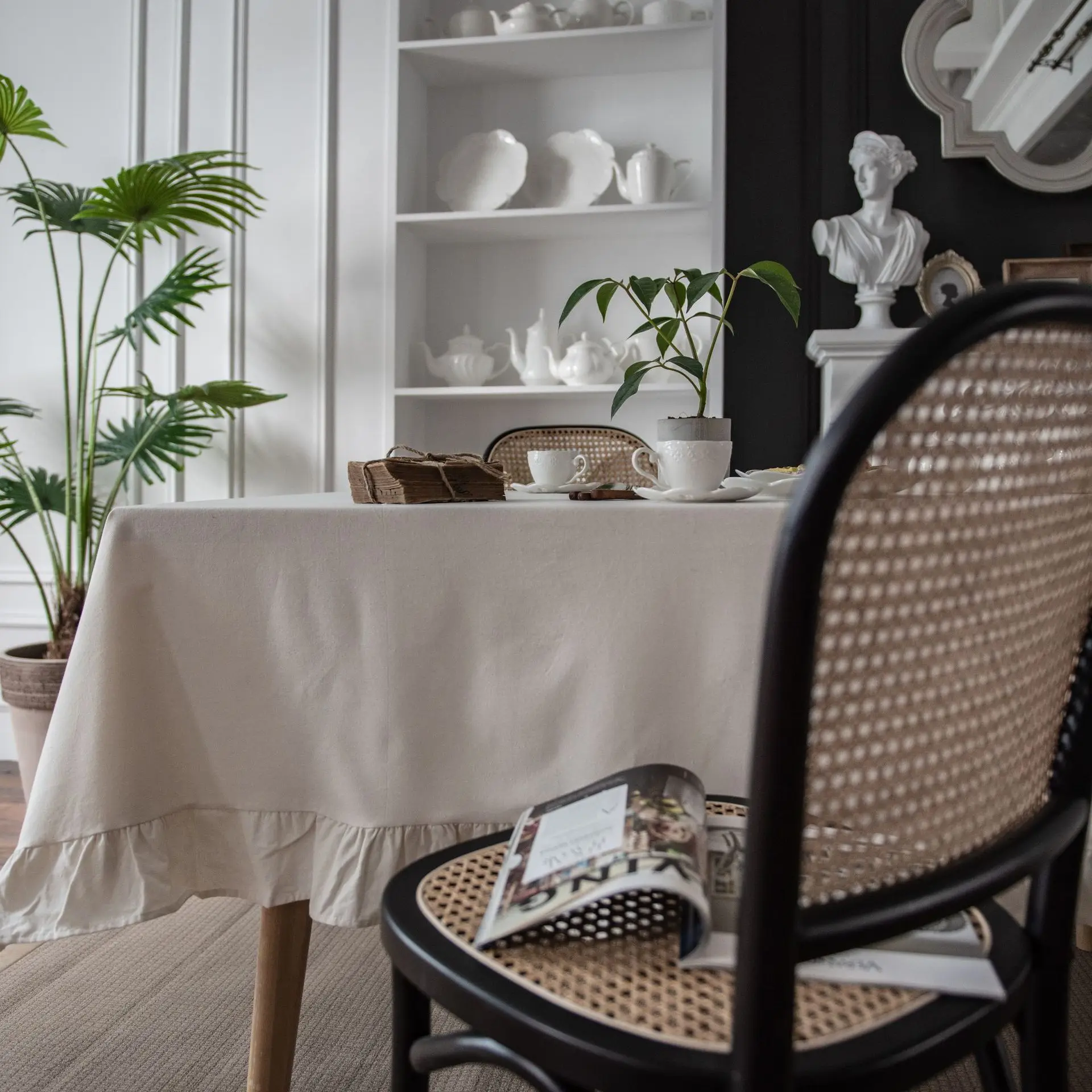 White Ruffles Table Cloth Rectangular Decorative Wedding Birthday Party Tablecloth Cotton Linen Table Cover Flouncing Tischdecke
White Ruffles Table Cloth Rectangular Decorative Wedding Birthday Party Tablecloth Cotton Linen Table Cover Flouncing Tischdecke
