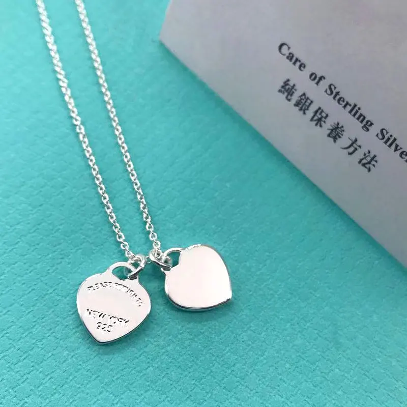 1: 1 original high quality, the most classic two heart form heart shape carving font necklace pendant, lovers jewelry store, rom
1: 1 original high quality, the most classic two heart form heart shape carving font necklace pendant, lovers jewelry store, rom