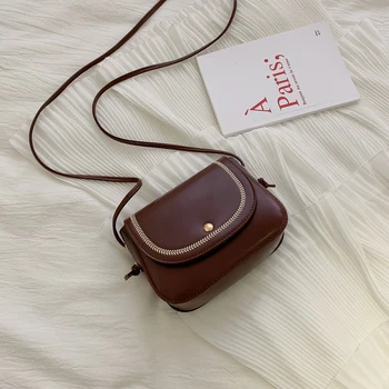 Female bag new breed 2020 south Korean edition foreign style small square bag is 100 build contracted and popular one shoulder
Female bag new breed 2020 south Korean edition foreign style small square bag is 100 build contracted and popular one shoulder