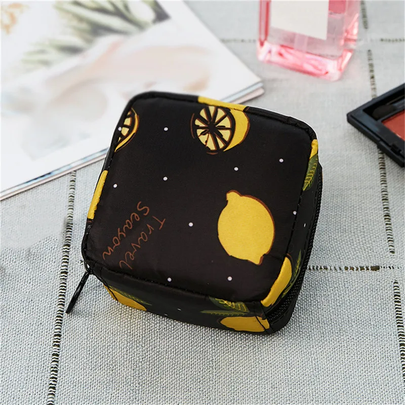 Women Cosmetic Bag Printing Waterproof Portable Makeup Bag Lemon Printed High Quality Multifunctional High Capacity Travel Bags
Women Cosmetic Bag Printing Waterproof Portable Makeup Bag Lemon Printed High Quality Multifunctional High Capacity Travel Bags
