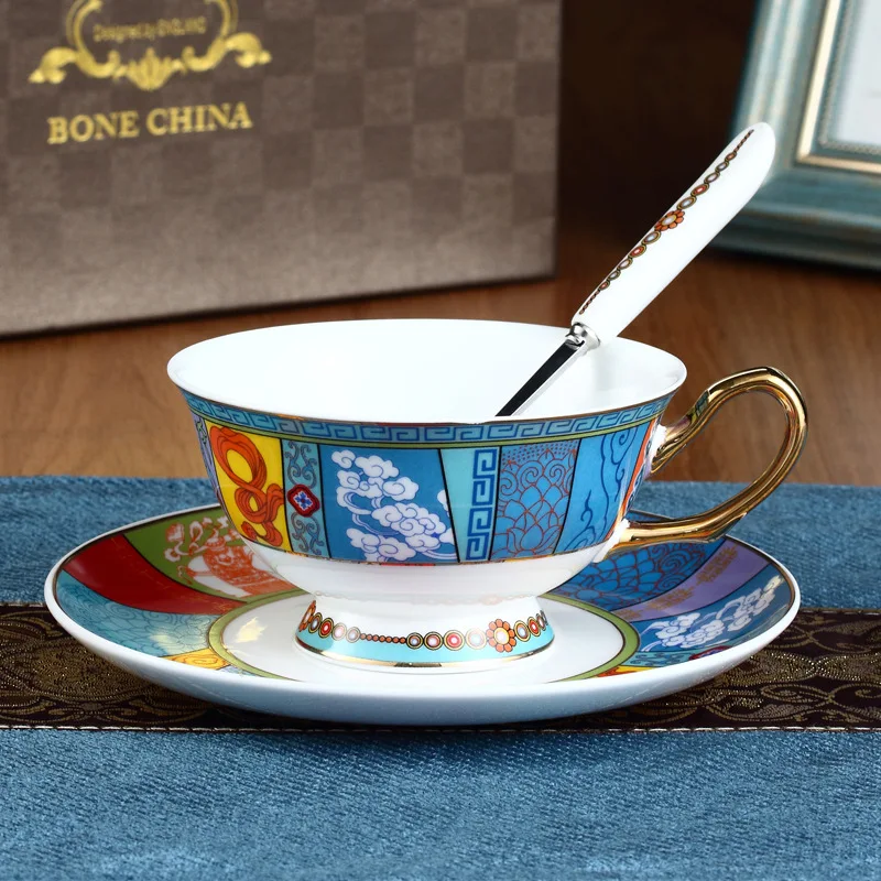 Fun Fervent Royal Bone China Cup and Saucer Set Modern Design Beautiful Classic Coffee Cup and Saucer Afternoon Tea Kitchenware
Fun Fervent Royal Bone China Cup and Saucer Set Modern Design Beautiful Classic Coffee Cup and Saucer Afternoon Tea Kitchenware