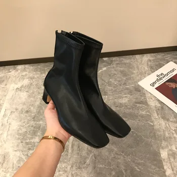 boots women Thick heel short boots women's shoes stretch square toe mid-heel net red thin boots Martin boots single boots
boots women Thick heel short boots women's shoes stretch square toe mid-heel net red thin boots Martin boots single boots