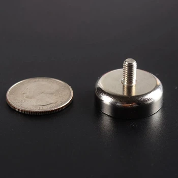 A flat mounting magnet with a External thread that is made by NdFeB magnet,Pulling force is 25 KGS the dia is 25mm and 10PCS/lot
A flat mounting magnet with a External thread that is made by NdFeB magnet,Pulling force is 25 KGS the dia is 25mm and 10PCS/lot