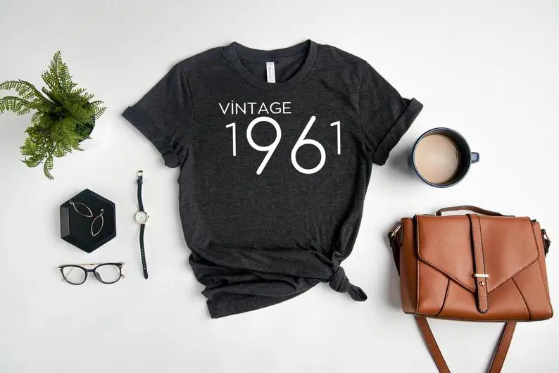 Vintage 1961 Hello 60 Birthday Shirt Women Plus Size Cotton Lady Clothes Fashion O Neck Short Sleeve Tees harajuku Streetwear
Vintage 1961 Hello 60 Birthday Shirt Women Plus Size Cotton Lady Clothes Fashion O Neck Short Sleeve Tees harajuku Streetwear