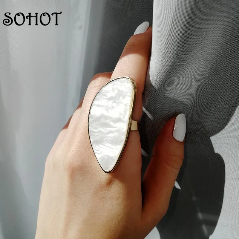 SOHOT DIY Cute Irregular Shell Acrylic Adjustable Women Ring European Brand Popular Pink White Color Jewelry Bijoux Giftt
SOHOT DIY Cute Irregular Shell Acrylic Adjustable Women Ring European Brand Popular Pink White Color Jewelry Bijoux Giftt