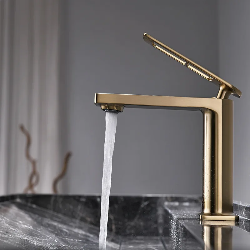 Brushed Gold Bathroom Basin Faucets Solid Brass Sink Mixer Hot & Cold Single Handle Deck Mounted Lavatory Taps Black/Gun Grey
Brushed Gold Bathroom Basin Faucets Solid Brass Sink Mixer Hot & Cold Single Handle Deck Mounted Lavatory Taps Black/Gun Grey