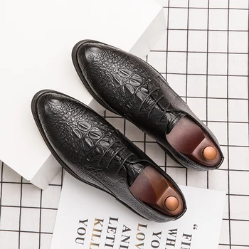 2020 Hot Sale Young Casual Men Shoe Lace Up Formal Shoes Mens Brown Social Men Business Shoes Large Size Dress Footwear For Man 
2020 Hot Sale Young Casual Men Shoe Lace Up Formal Shoes Mens Brown Social Men Business Shoes Large Size Dress Footwear For Man