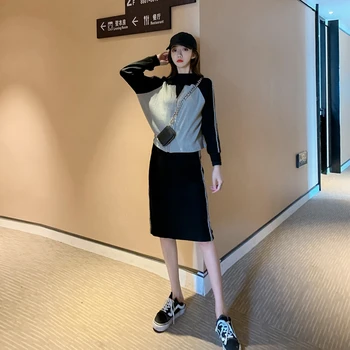 o neck 2pcs suit dress women casual Zipper Hoodies Outwear +straight skirt with pocket feamle strip tracksuit set plus Size 
o neck 2pcs suit dress women casual Zipper Hoodies Outwear +straight skirt with pocket feamle strip tracksuit set plus Size