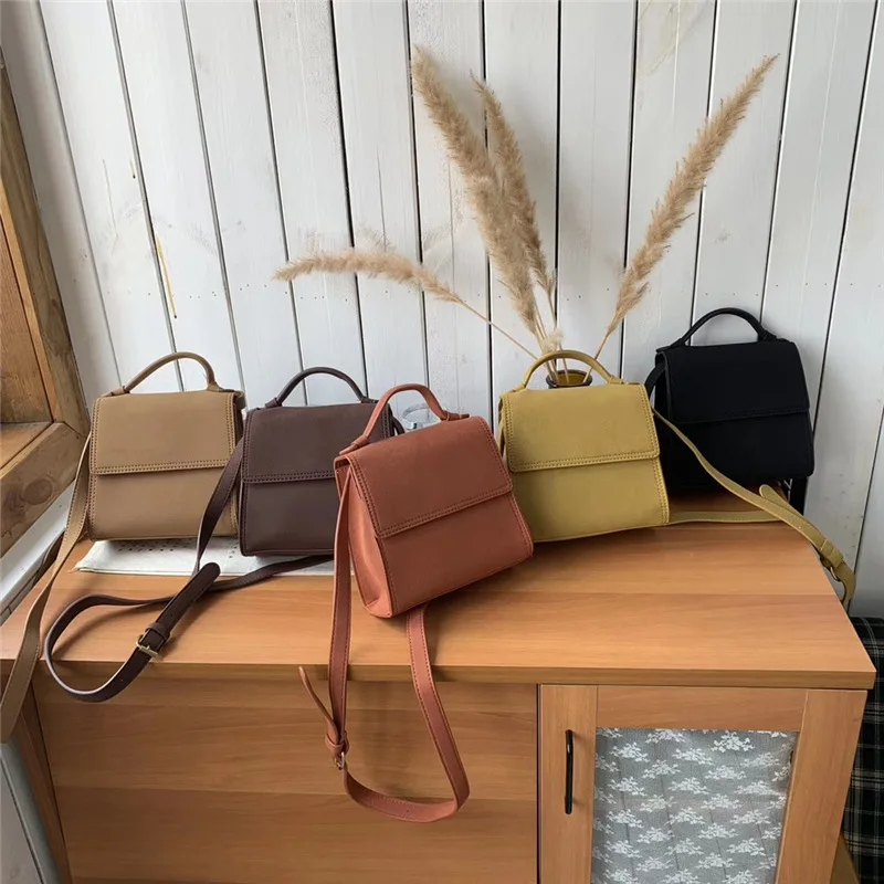 Scrub Small Flap Bags Women Shoulder Bags Simple Solid Color Leather Crossbody Bags Women Purses Fashion Pu Leather Ladies Totes
Scrub Small Flap Bags Women Shoulder Bags Simple Solid Color Leather Crossbody Bags Women Purses Fashion Pu Leather Ladies Totes
