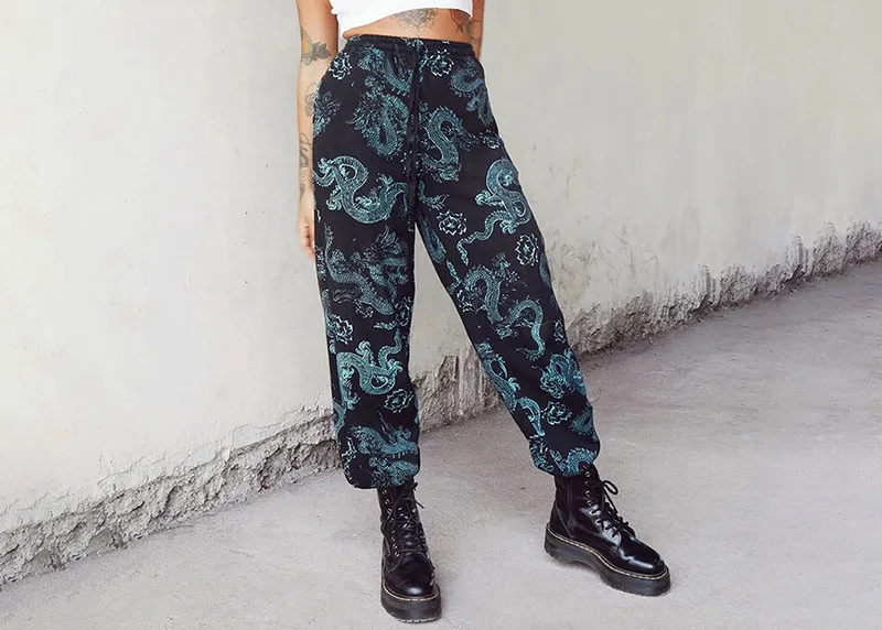 Spring/Autumn Ins Casual Loose Sports Pants Retro Gothic Style Dragon Pattern Bf Wild Harem Pants Tide Harajuku Vintage Pants
Spring/Autumn Ins Casual Loose Sports Pants Retro Gothic Style Dragon Pattern Bf Wild Harem Pants Tide Harajuku Vintage Pants