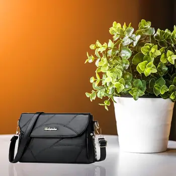 Fashion Crossbody Bags Sheepskin Durable PU Leather Shoulder Bag Female Solid Color Rivet Decorative Elegant Handbags
Fashion Crossbody Bags Sheepskin Durable PU Leather Shoulder Bag Female Solid Color Rivet Decorative Elegant Handbags