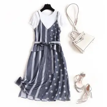 New European and American women's dresses for spring 2020 Short sleeve T-shirt Condole belt Polka dot striped print dress
New European and American women's dresses for spring 2020 Short sleeve T-shirt Condole belt Polka dot striped print dress