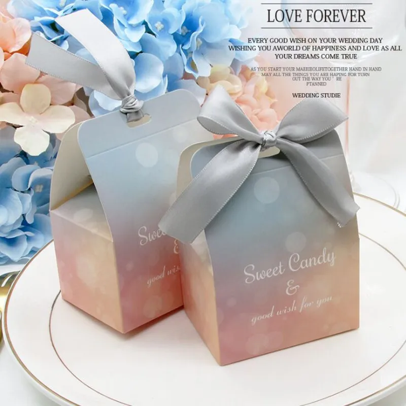 New wedding candy box 10pcs 8x5.7x11cm/9.5x7x13cm cute Wedding creative candy box wholesale personality paper box for European
New wedding candy box 10pcs 8x5.7x11cm/9.5x7x13cm cute Wedding creative candy box wholesale personality paper box for European
