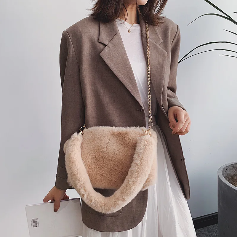 2020 Autumn And Winter New Style Plush Hand Shoulder WOMEN'S Bag Versitile Fashion Furry Ball Chain Maomao Bag
2020 Autumn And Winter New Style Plush Hand Shoulder WOMEN'S Bag Versitile Fashion Furry Ball Chain Maomao Bag