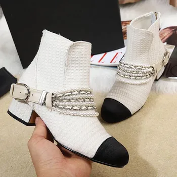 Scarpe Donna Women Shoes Ankle Boot Chain Ladies Boots Chaussures Femme Round Toe Female Shoes String Bead Zipper Botas Med Heel
Scarpe Donna Women Shoes Ankle Boot Chain Ladies Boots Chaussures Femme Round Toe Female Shoes String Bead Zipper Botas Med Heel