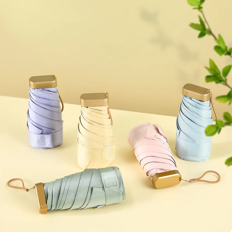 Новый ультралегкий компактный складной мини-зонт 14 см, черный резиновый зонт, Солнцезащитный зонт, карманный капсульный зонт от солнца и дождя
Новый ультралегкий компактный складной мини-зонт 14 см, черный резиновый зонт, Солнцезащитный зонт, карманный капсульный зонт от солнца и дождя