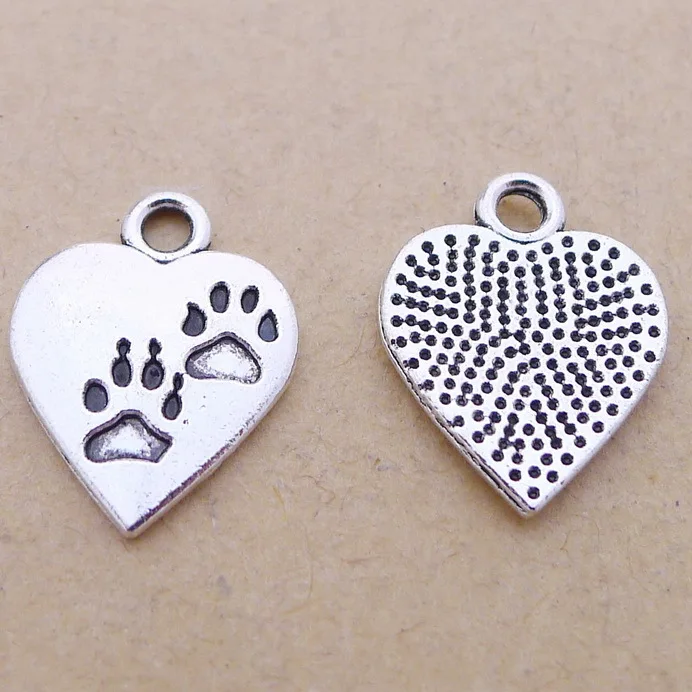 20 Pieces 17x18mm Antique Silver Color Dog Paw Heart Charms Bracelet For DIY Jewelry Making
20 Pieces 17x18mm Antique Silver Color Dog Paw Heart Charms Bracelet For DIY Jewelry Making