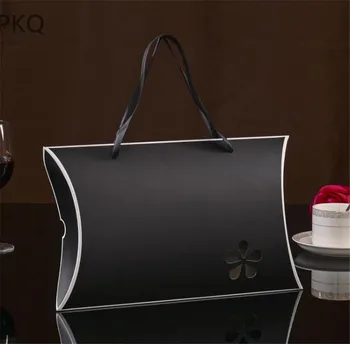 20Pcs Black Pillow Gift Boxes Large Present Packaging Bag Christmas Party Bags Scarf Paper Box 32x20x5.5cm
20Pcs Black Pillow Gift Boxes Large Present Packaging Bag Christmas Party Bags Scarf Paper Box 32x20x5.5cm