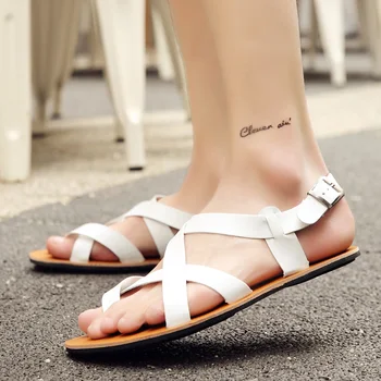 Fashion Summer Men Shoes Gladiator Sandals Open Toe Platform Beach Sandals Rome Style Black white genuine leather Sandals men
Fashion Summer Men Shoes Gladiator Sandals Open Toe Platform Beach Sandals Rome Style Black white genuine leather Sandals men