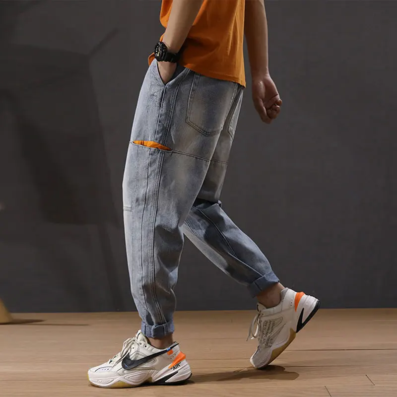 Fashion Streetwear Men Jeans Light Blue Loose Fit Multi Pockets Harem Pants Spliced Designer Hip Hop Jeans Men Pencil Pants
Fashion Streetwear Men Jeans Light Blue Loose Fit Multi Pockets Harem Pants Spliced Designer Hip Hop Jeans Men Pencil Pants