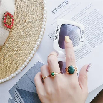 European and American Retro Pattern Blue Stone Ring Four-piece Set Personality Nightclub Style Imitation stone Ring Women
European and American Retro Pattern Blue Stone Ring Four-piece Set Personality Nightclub Style Imitation stone Ring Women