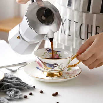 Nordic Bone China Coffee Cup Set Afternoon Tea Tea Set British Ceramic Household Black Tea Cup and Saucer Fashion Bird Coffe Cup
Nordic Bone China Coffee Cup Set Afternoon Tea Tea Set British Ceramic Household Black Tea Cup and Saucer Fashion Bird Coffe Cup