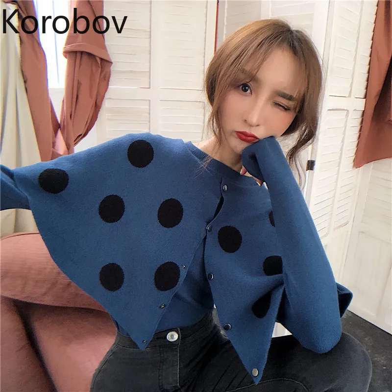 Korobov Autumn Winter New Sweater Korean Cloak Turn-Down Collar Polka Dot Fake 2 Piece Pullover Vintage Slim Sueter Mujer 78814
Korobov Autumn Winter New Sweater Korean Cloak Turn-Down Collar Polka Dot Fake 2 Piece Pullover Vintage Slim Sueter Mujer 78814