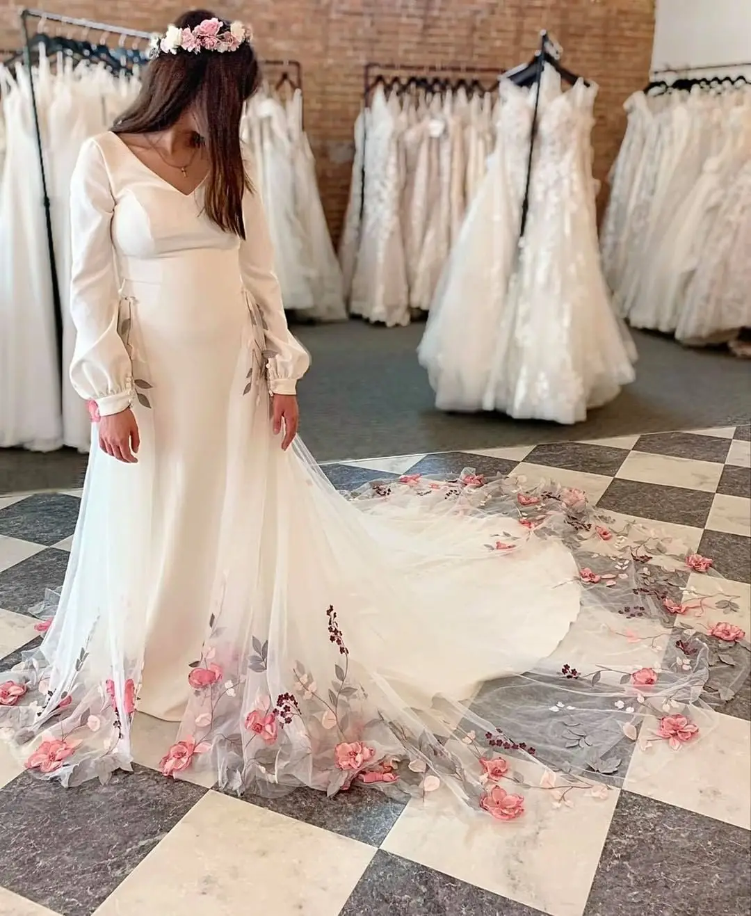 Colorful Bidal Wedding Dress 2021 Satin vestidos de novia Detachable Skirt Designer robe de soirée de mariage Long Sleeves
Colorful Bidal Wedding Dress 2021 Satin vestidos de novia Detachable Skirt Designer robe de soirée de mariage Long Sleeves
