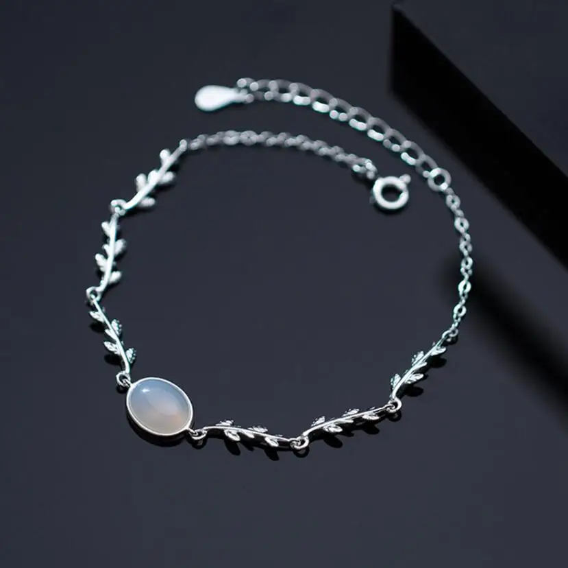 925 Sterling Silver Fashion Leaf Moonstone Bracelets Bangles For Women Couple Creative Geometric Handmade Party Jewelry
925 Sterling Silver Fashion Leaf Moonstone Bracelets Bangles For Women Couple Creative Geometric Handmade Party Jewelry