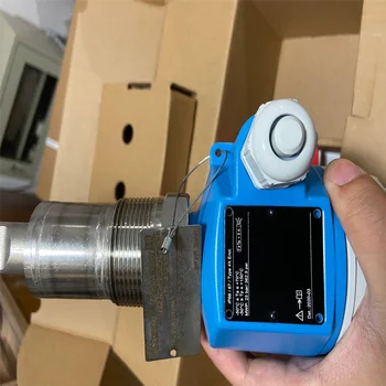 E + H Germany Endeshouse High Temperature Tuning Fork Level Meter FTM50-AGG2A4A32AA/F Spot 
E + H Germany Endeshouse High Temperature Tuning Fork Level Meter FTM50-AGG2A4A32AA/F Spot