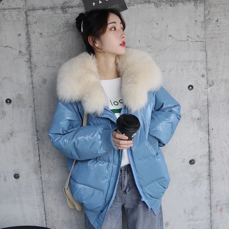 2019 Winter 90% White Duck Down Jacket Warm Large Real Fox Fur Collar Loose Warm Female Down Parka Women Down Coat Outwear
2019 Winter 90% White Duck Down Jacket Warm Large Real Fox Fur Collar Loose Warm Female Down Parka Women Down Coat Outwear
