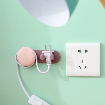 Nordic Style Windable Plug Hook Wall-Mounted Plug Charger Storage Rack Multi-Purpose Key Small Object Hook
Nordic Style Windable Plug Hook Wall-Mounted Plug Charger Storage Rack Multi-Purpose Key Small Object Hook
