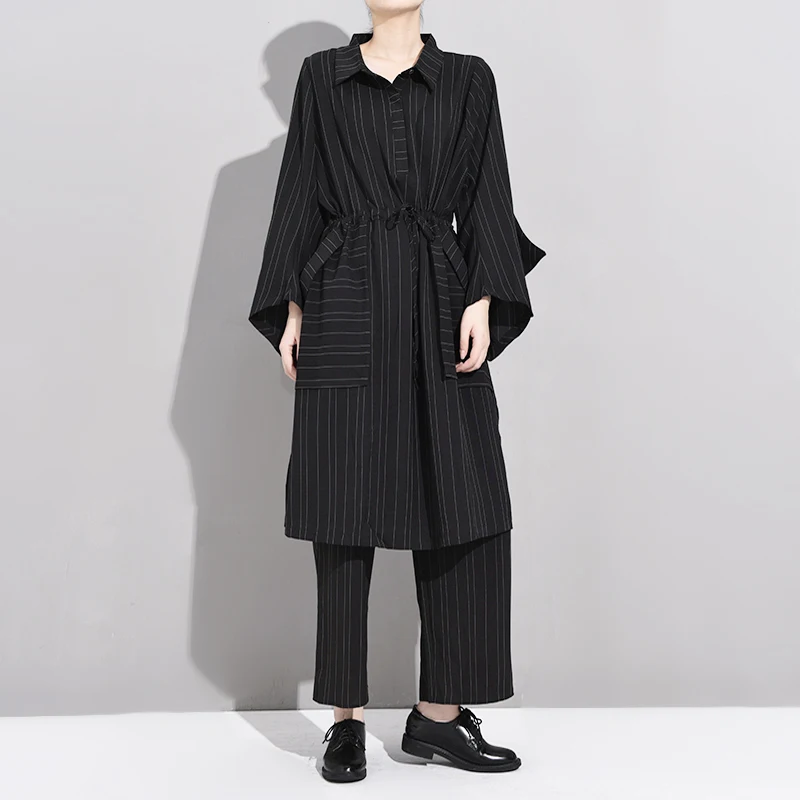 LANMREM 2019 New Fashion Female's Two Pieces Set Vestido Turn-down Collar Striped Black Shirt And Loose Pants Suit YG21801
LANMREM 2019 New Fashion Female's Two Pieces Set Vestido Turn-down Collar Striped Black Shirt And Loose Pants Suit YG21801