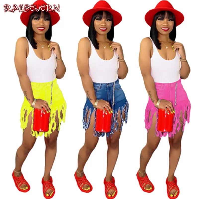RAISEVERN Hot Summer Women Casual High Waisted Short Mini Button Jeans Short Pants Black Yellow Red Sexy Tassel Shorts 2019
RAISEVERN Hot Summer Women Casual High Waisted Short Mini Button Jeans Short Pants Black Yellow Red Sexy Tassel Shorts 2019