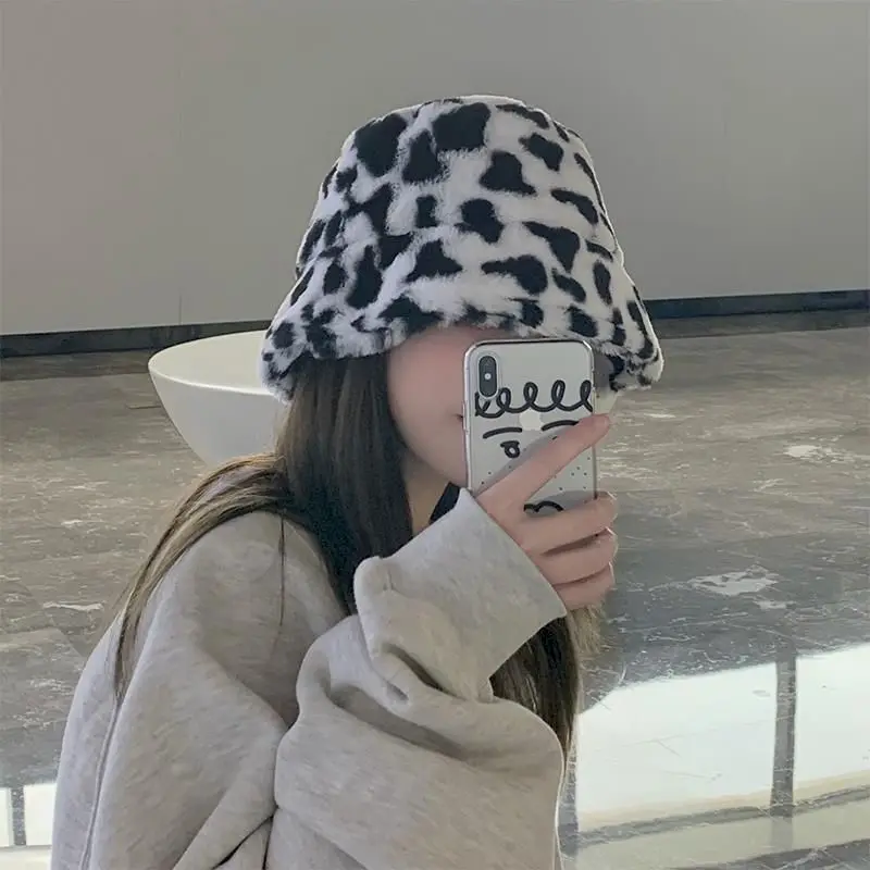 Female fisherman hat fashionable zebra pattern plush retro autumn and winter thick warm hat Korean style tide wild basin hat
Female fisherman hat fashionable zebra pattern plush retro autumn and winter thick warm hat Korean style tide wild basin hat